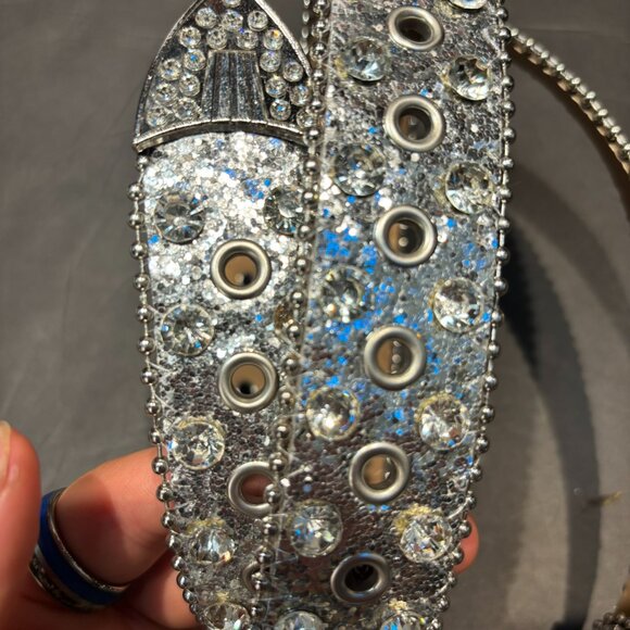 Silver Diamond-Sequined BB Belt – 42" Y2K Street Style (Women’s/Unisex) - Picture 3 of 6